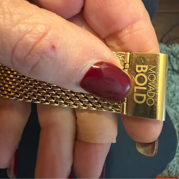 Movado BOLD Gold Mesh Bracelet Watch - Picture 8 of 8